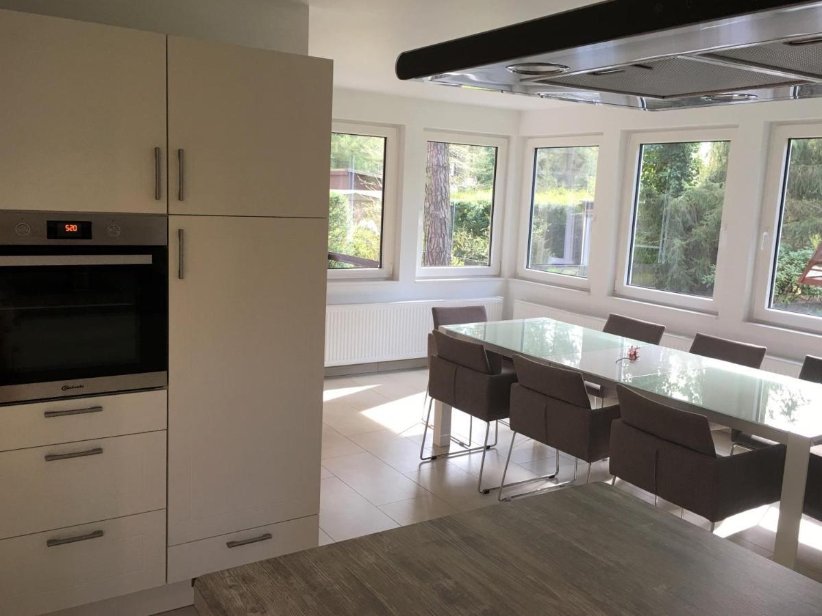 Komplettes Ferienhaus Potsdam Berlin Gaestehaus In Seenaehe 95Qm2 Monteurzimmer Ngoại thất bức ảnh